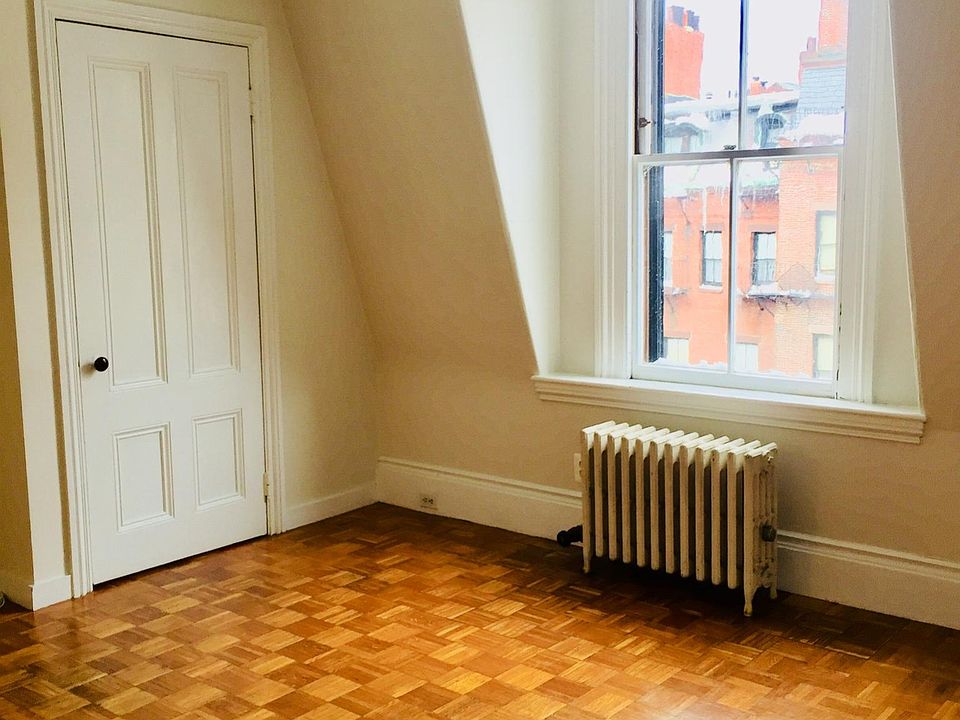 Living Room showing large closet