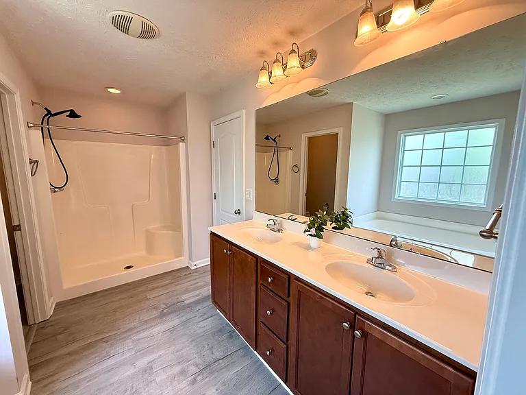 2513 Hunting Bow Dr — Photo 28