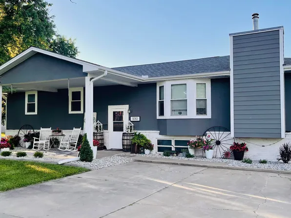 1010 E California St, Osage City, KS 66523