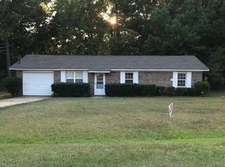 202 Lakewood Dr, Thomaston, GA 30286