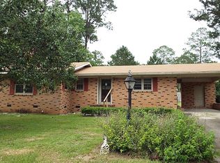 215 High St, Adel, GA 31620