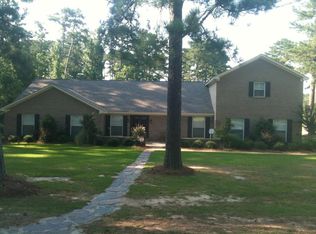 507 Oak St NW, Magee, MS 39111