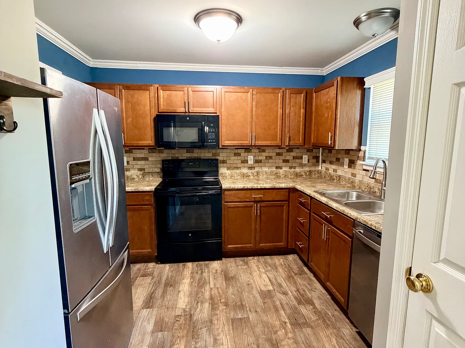 2 bed, 1124 sqft, $1,762 — Photo 4