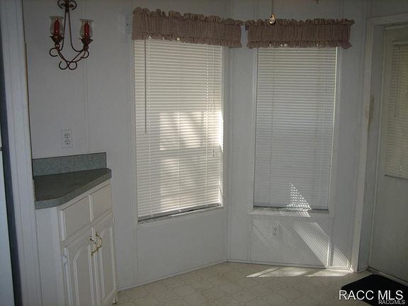 4th image of 7908 W Tumblebrook Dr
