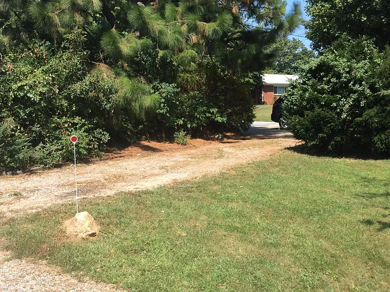 8 Sulphur Springs Rd — Photo 12
