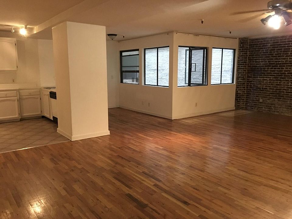1st image of 635 C St APT 208