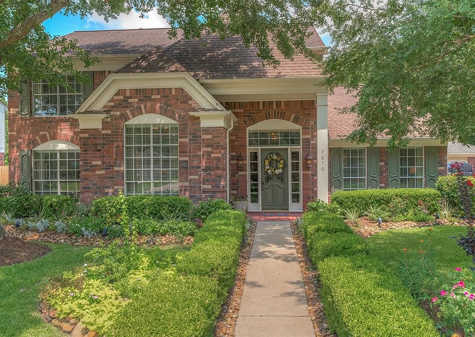 1st image of 7810 Clover Knoll Ct