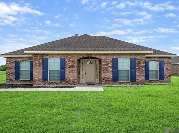 121 Therease St, Vacherie, LA 70090