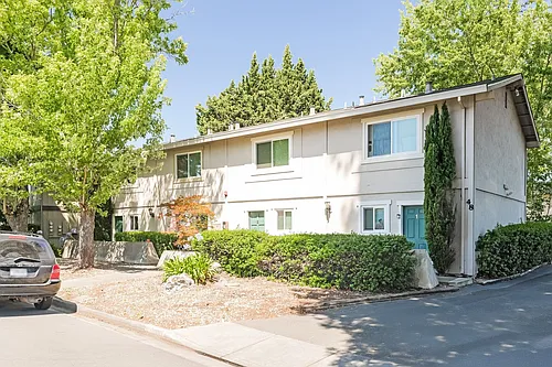 48 Lark Center Dr Photo 1