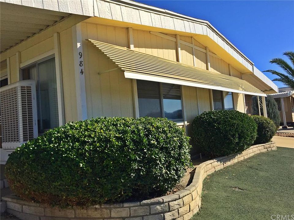 1st image of 984 S Elk St