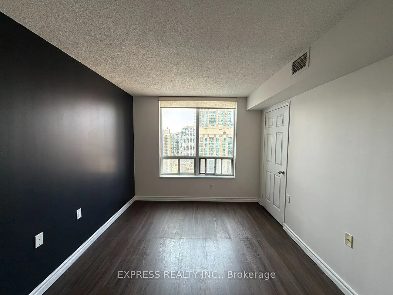 2 bed, $2,700 — Photo 2