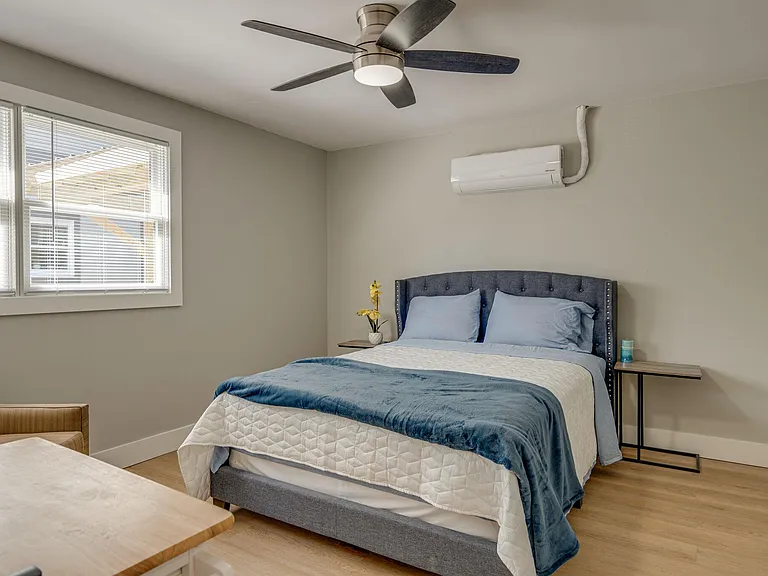 1214 Pennock Ave #1 — Photo 18
