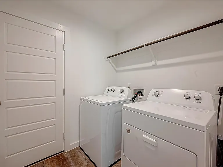 1018 Fringed Bluestar Dr — Photo 43