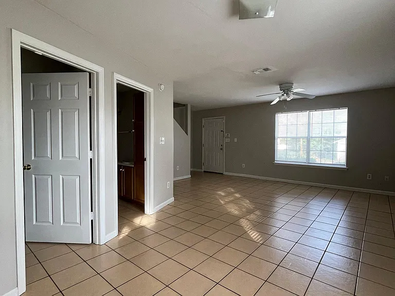 804 N Woodward Ave #A — Photo 4