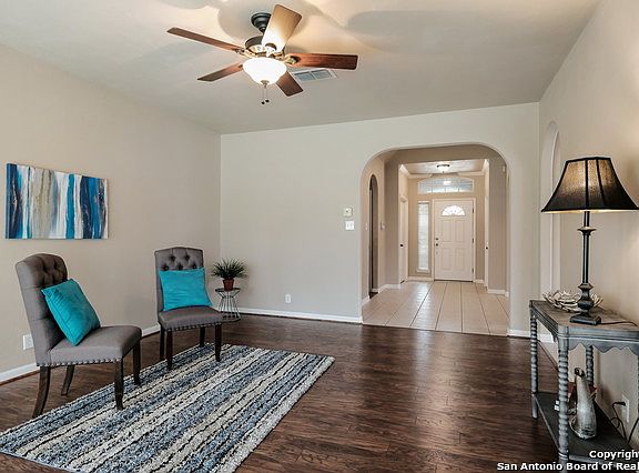 3rd image of 1215 Belclaire