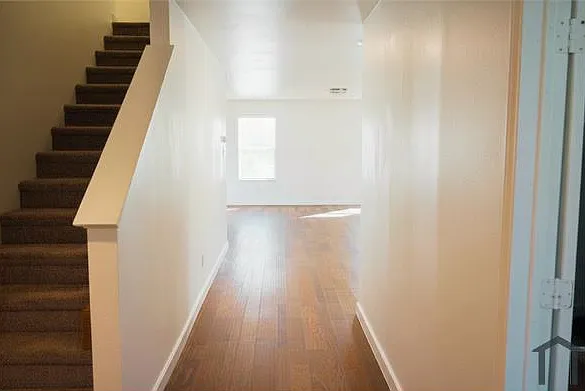 4929 Creek Ridge Trl — Photo 3