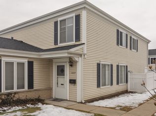 1477 Quaker Ln UNIT 117-C, Prospect Heights, IL 60070