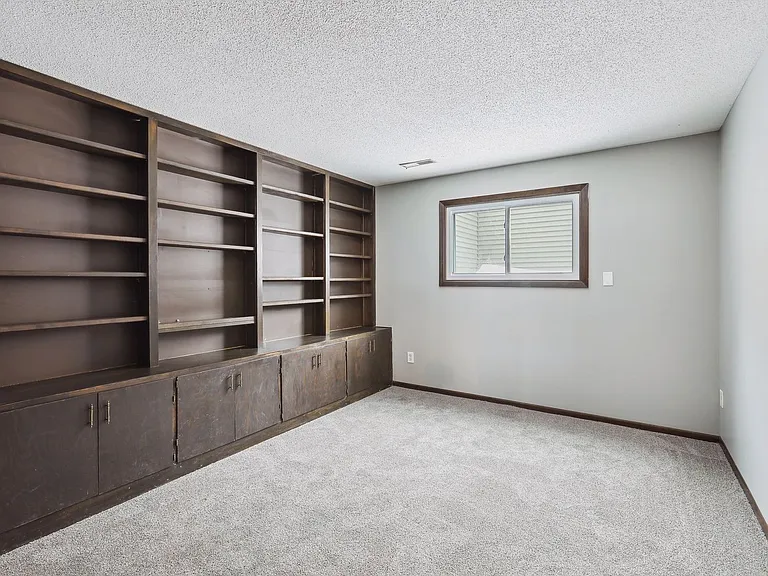 12346 Drake St NW — Photo 30