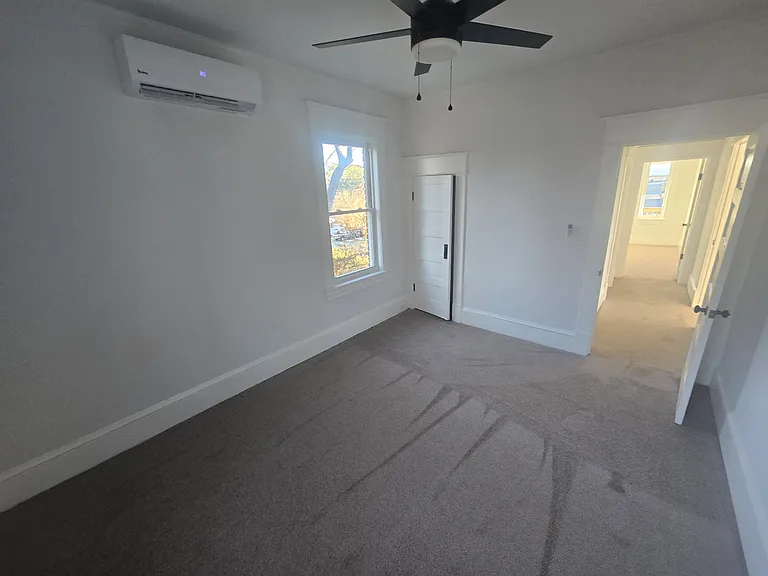 1115 Grayson Ave NW — Photo 5