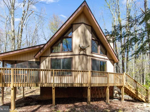 164 Fawn Rd, Pocono Lake, PA 18347