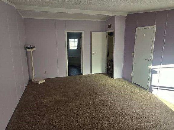 5th image of 3815 Oak Meadow St