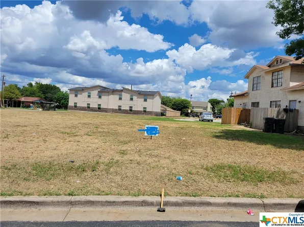 2203 Katy Ln, Georgetown, TX 78626