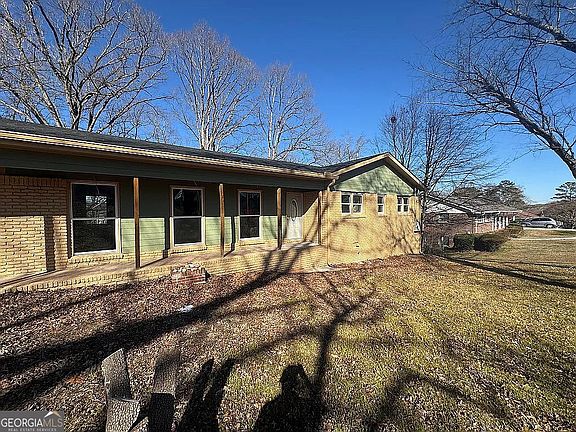 5th image of 4180 Liffey Ln