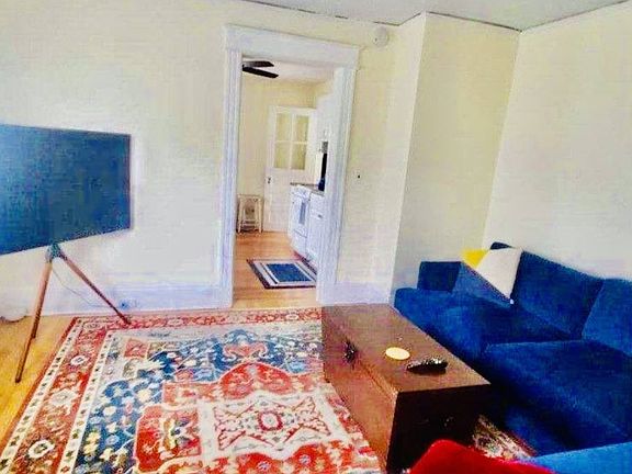 5th image of 15 Dixon St