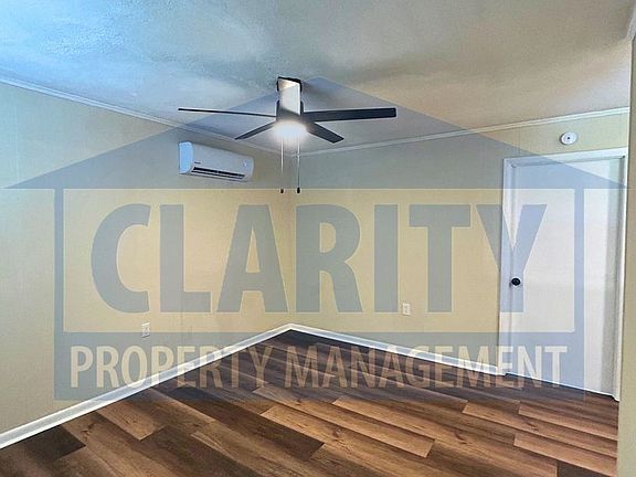 3rd image of 1850 Greenwood Ave NE #4