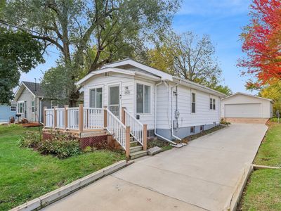 2818 Bowdoin St, Des Moines, IA, 50313