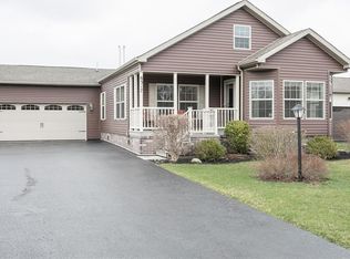 6317 Roberts Dr, Victor, NY 14564