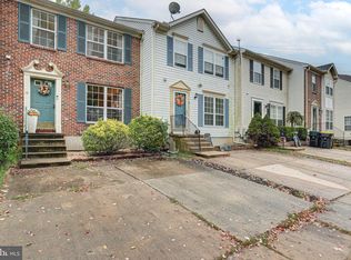 10 Dovetree Dr, Newark, DE 19713