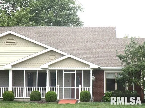 1308 Meadowlark Ln, Macomb, IL 61455