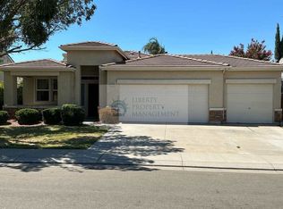 2105 Natchez Way, Modesto, CA 95355