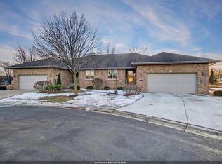 1127 Princess Dove Cir, De Pere, WI 54115