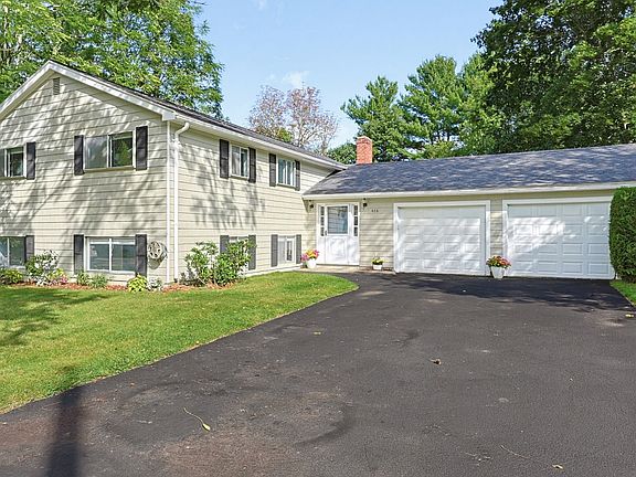 2nd image of 426 Chamberlain St