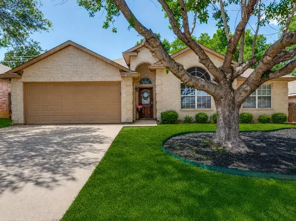 1606 Fern Dr, Mansfield, TX 76063