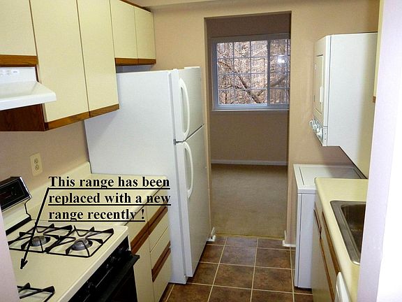 4th image of 1543 Colonial Dr APT 103