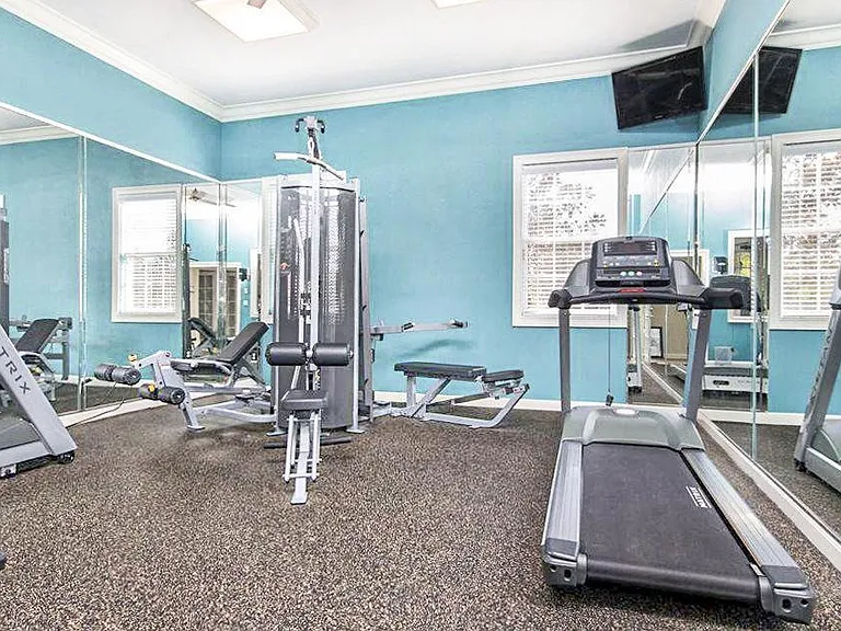 Venue at Lockwood Apartment Homes — Photo 13