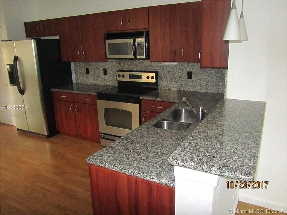 1st image of 4288 Vineyard Cir