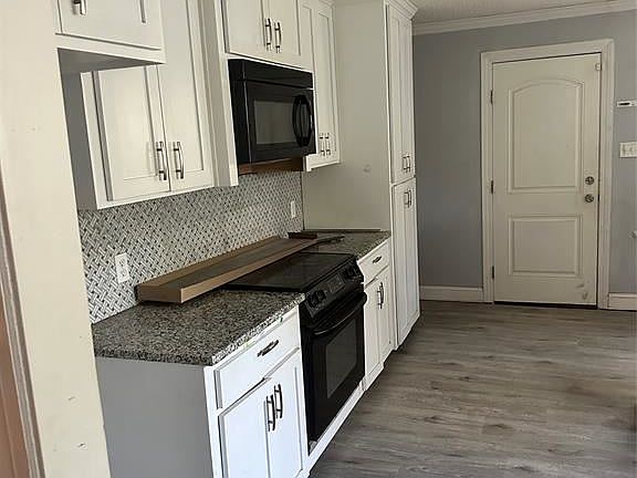 2nd image of 2545 Corbitt St