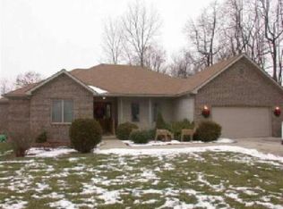 24660 Independence Dr, New Boston, MI 48164