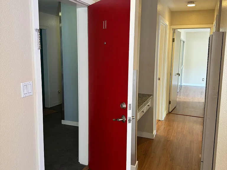 11615 Missouri Ave #2 — Photo 6