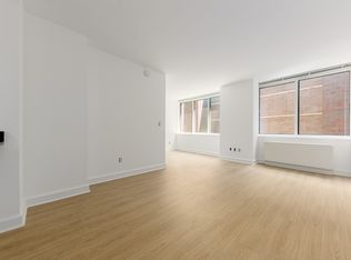 140 Riverside Blvd APT 321, New York, NY 10069
