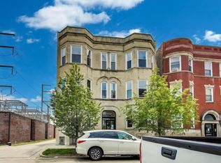 737 E 50th St #4, Chicago, IL 60615