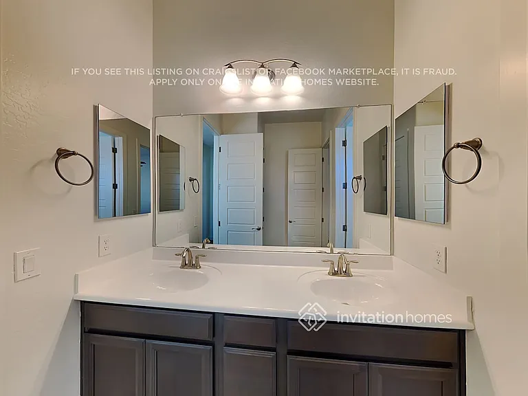 18947 W Oregon Ave — Photo 16