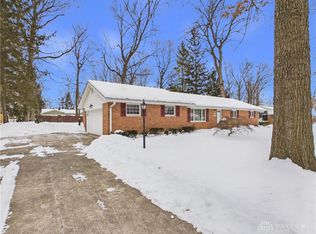 1326 Lemcke Rd, Dayton, OH 45434