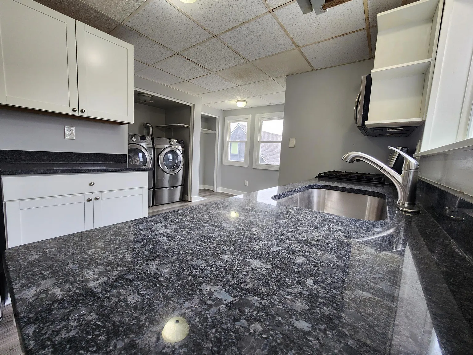 2 bed, 1155 sqft, $1,495 — Photo 4