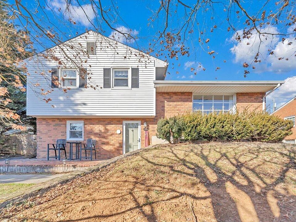1st image of 1511 W Carrollton Ave