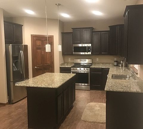 2nd image of 412 Saratoga Dr